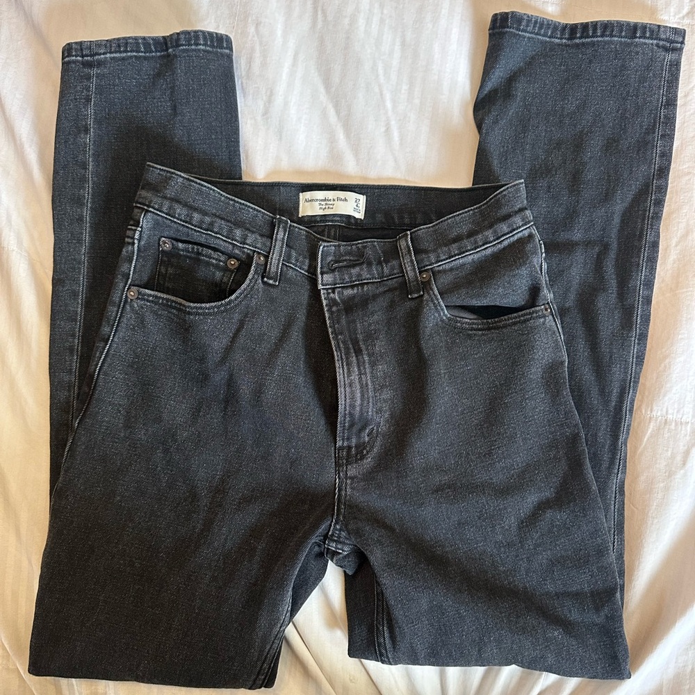 Abercrombie the skinny high rise black jeans with ankle slit